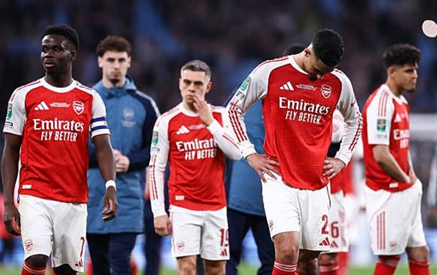 Ảnh bài viết Liệu Arsenal có lặp lại kịch bản trắng tay vào cuối mùa?