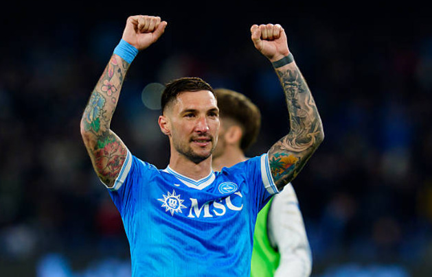 Ảnh bài viết Conte thay người đại tài, Napoli chiếm ngôi nhì bảng của Milan