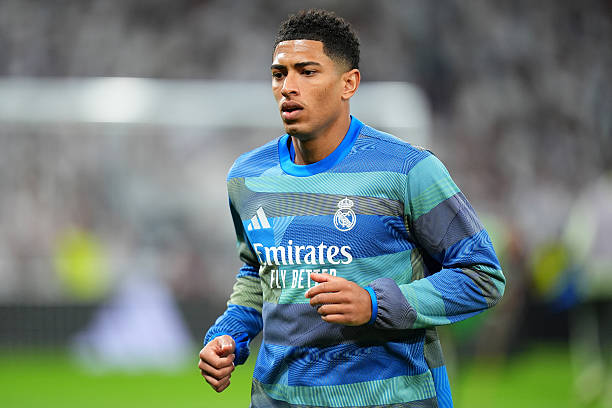 Bellingham sẽ đá chính hay ngồi dự bị?