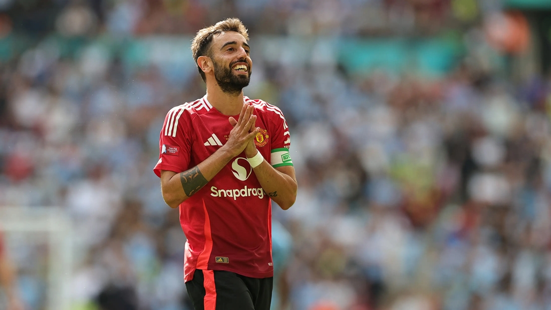 Bruno Fernandes đang l&agrave; c&aacute;i t&ecirc;n kh&oacute; thay thế tại Man Utd.