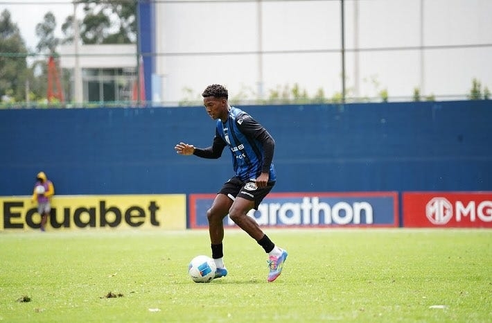 Ảnh bài viết Romano xác nhận Newcastle chốt xong sao trẻ Martinez