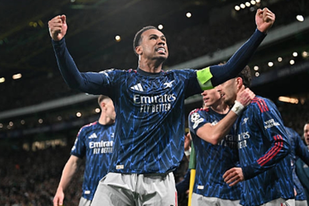 Trung vệ: Gabriel Magalhaes - 7.5 điểm Gabriel tiếp tục l&agrave; 