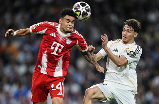 Tiền vệ trung t&acirc;m: Thiago Pitarch - 6.0 điểm Được huấn luyện vi&ecirc;n Arbeloa tin tưởng trao suất đ&aacute; ch&iacute;nh, nhưng Thiago đ&atilde; bị ngợp bởi bầu kh&ocirc;ng kh&iacute; qu&aacute; lớn của v&ograve;ng tứ kết Champions League. Tiền vệ trẻ n&agrave;y li&ecirc;n tục bị c&aacute;c tiền vệ gi&agrave;u kinh nghiệm của Bayern Munich lấn lướt v&agrave; kh&ocirc;ng thể gi&uacute;p Real Madrid kiểm so&aacute;t được khu trung tuyến trước khi bị thay ra ở ph&uacute;t 60.