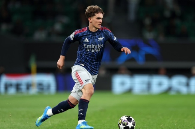 Max Dowman đi v&agrave;o lịch sử Champions League.