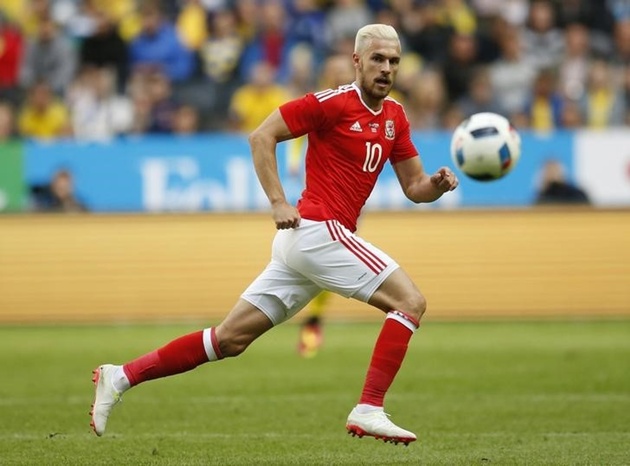 Aaron Ramsey trong màu áo xứ Wales tại EURO 2016.
