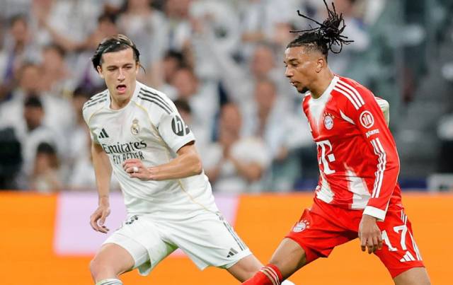 Carreras mắc sai lầm nghi&ecirc;m trọng trong thất bại của Real trước Bayern.