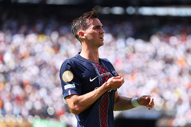 PSG lục đục v&igrave; chấn thương của Ruiz.