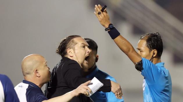 Ảnh bài viết VPF bác đề nghị thay HLV Popov dự họp báo của Thể Công Viettel