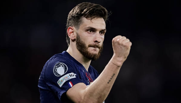 Ảnh bài viết Kvaratskhelia tái hiện kỷ lục của Benzema để hạ gục Liverpool