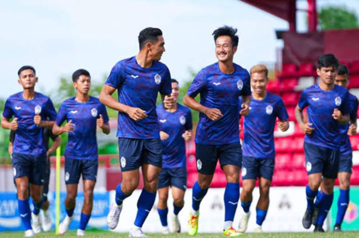 Ảnh bài viết Campuchia nuôi mộng World Cup bằng canh bạc nhập tịch ồ ạt