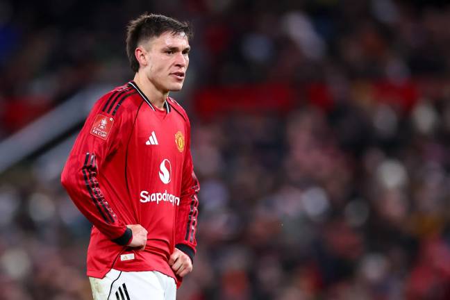 Romano xác nhận MU chia tay Ugarte vào Hè này.