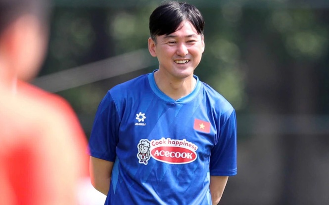Chuyên gia Lee Jung Soo đã chia tay bóng đá Việt Nam.