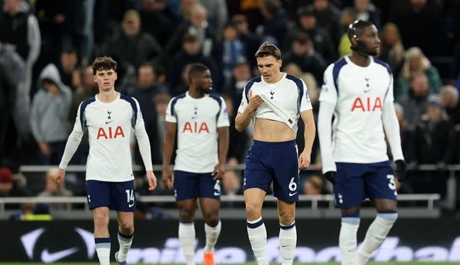 Ảnh bài viết Cầu thủ Ngoại hạng Anh đối mặt áp lực đua trụ hạng ra sao?