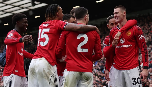 Ảnh bài viết Manchester United xác nhận lịch du đấu hè 2026 gặp PSG và Atletico