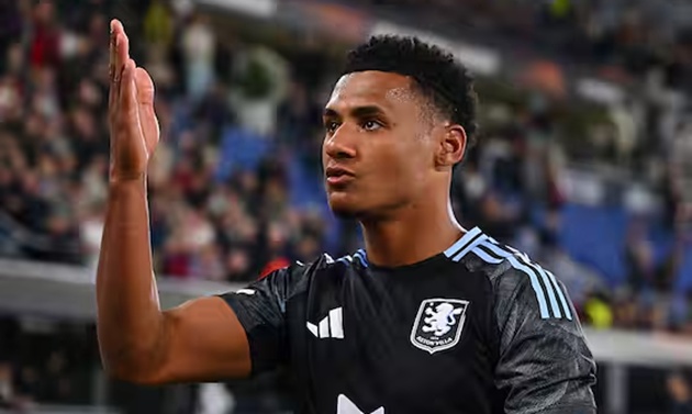 Tiền đạo người Anh thăng hoa v&agrave;o cuối m&ugrave;a