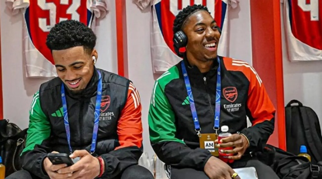 Arsenal sẵn s&agrave;ng lắng nghe những lời đề nghị d&agrave;nh cho Lewis-Skelly.