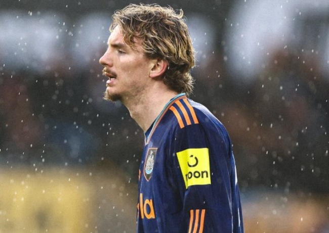 Ảnh bài viết Chelsea và Newcastle đang toan tính vụ đổi người điên rồ?