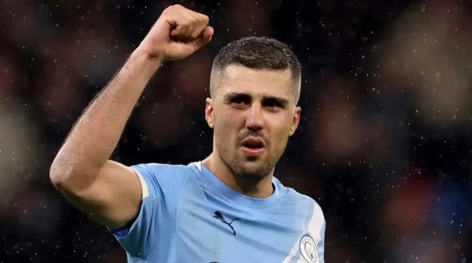 Ảnh bài viết Man City nắm lợi thế giữ chân Rodri trước sự chèo kéo từ Real Madrid