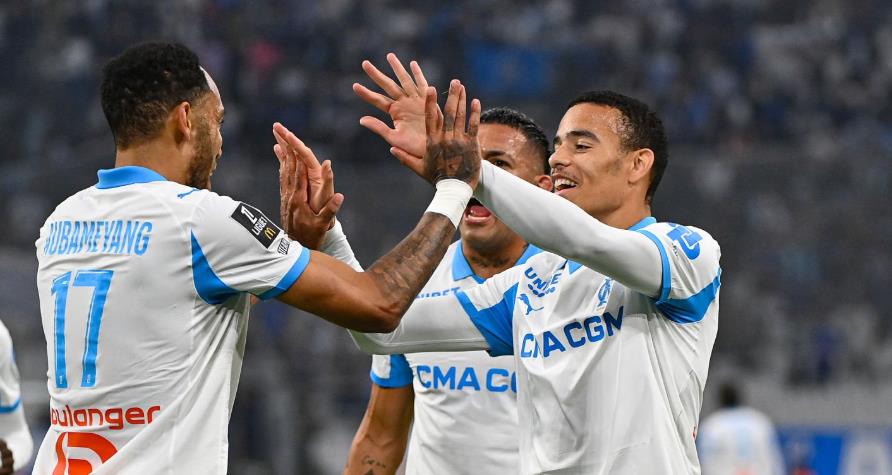 Greenwood kh&ocirc;ng ghi b&agrave;n, nhưng nổi bật với c&uacute; đ&uacute;p kiến tạo.