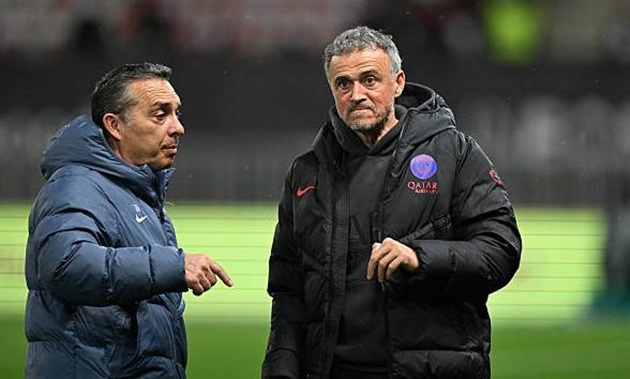 Manchester United nhắm Luis Enrique cho tương lai.