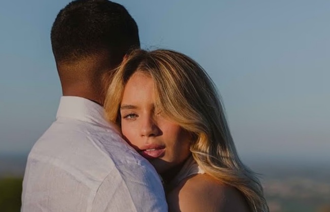 Ảnh bài viết Sao trẻ Real Madrid chuẩn bị đón con đầu lòng ở tuổi 19