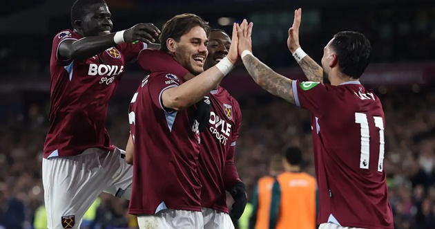 West Ham đặt Spurs vào thế không còn đường lùi