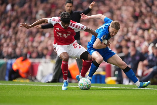 Noni Madueke (6,2): Tạo ra được vài quả phạt góc tiềm ẩn sự nguy hiểm, nhưng đó cũng là tất cả những dấu ấn của anh.