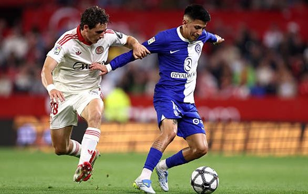 Sevilla đ&aacute;nh bại Atletico Madrid tr&ecirc;n s&acirc;n nh&agrave;.