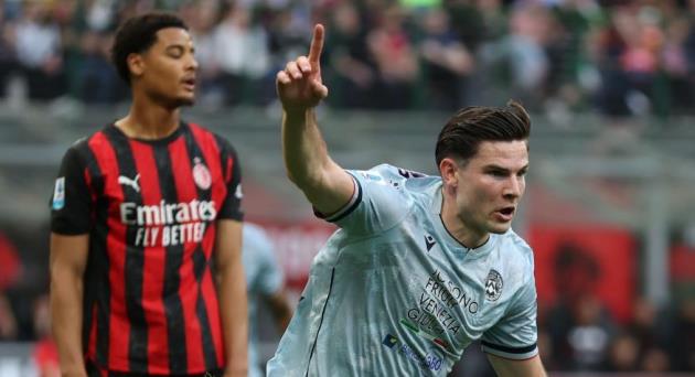 Ảnh bài viết Thua đậm Udinese, Milan hụt hơi trong cuộc đua vô địch