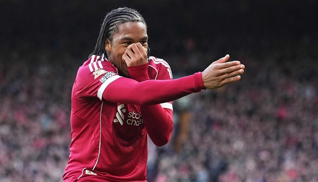 Ảnh bài viết Rio Ngumoha tỏa sáng giúp Arne Slot mơ về màn ngược dòng trước PSG