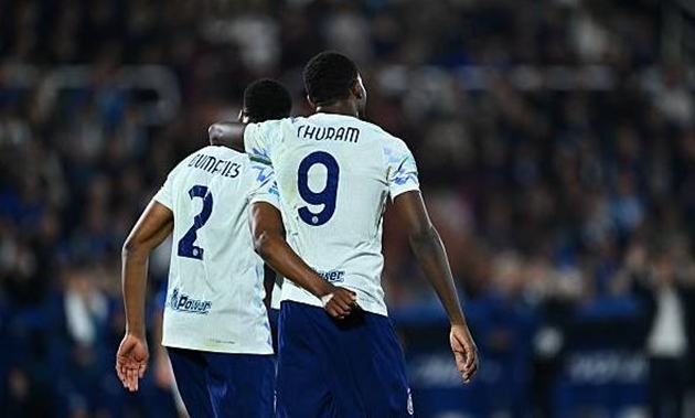 Bộ đôi ngôi sao giúp Inter Milan nới rộng khoảng cách với Napoli trên bảng xếp hạng Serie A.