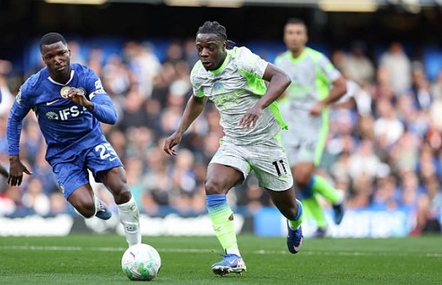 Jeremy Doku (8.2): Là mũi khoan phá lợi hại nhất bên hành lang cánh, kết thúc màn trình diễn ấn tượng bằng pha dứt điểm lạnh lùng ấn định chiến thắng cho Man City.

Antoine Semenyo (7.2): Chơi nỗ lực với những pha đi bóng trực diện và đưa ra nhiều quyết định hợp lý, dù hơi tiếc nuối khi không thể tự mình ghi bàn.

Erling Haaland (7): Tiếp tục tịt ngòi nhưng đóng góp lớn vào lối chơi chung nhờ khả năng làm tường, thu hút hậu vệ tạo khoảng trống cho các đồng đội lập công.