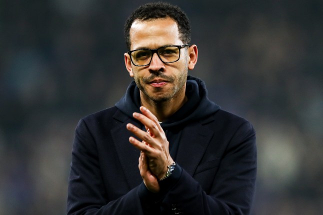 Ảnh bài viết Chelsea được khuyên sa thải Liam Rosenior để đón người cũ