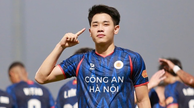 Đình Bắc giải tỏa cơn khát bàn thắng tại V.League