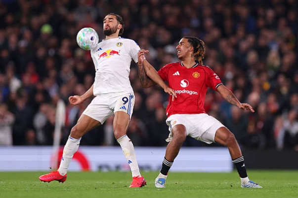 Leny Yoro (6.0): Cầu thủ trẻ người Ph&aacute;p trải qua hiệp một kh&oacute; khăn khi thường xuy&ecirc;n bị Calvert-Lewin bắt nạt trong c&aacute;c pha kh&ocirc;ng chiến. Tuy nhi&ecirc;n, điểm số của Yoro được cải thiện nhờ nỗ lực bọc l&oacute;t trong hiệp hai khi đội nh&agrave; chỉ c&ograve;n 10 người tr&ecirc;n s&acirc;n.