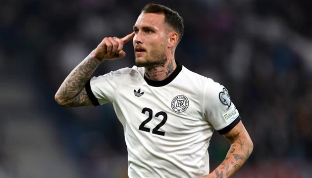 Liverpool v&agrave; MU tranh gi&agrave;nh Raum.