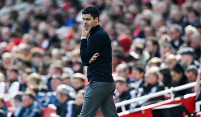 Trận thua Bournemouth phơi b&agrave;y nhiều vấn đề của Ph&aacute;o thủ.