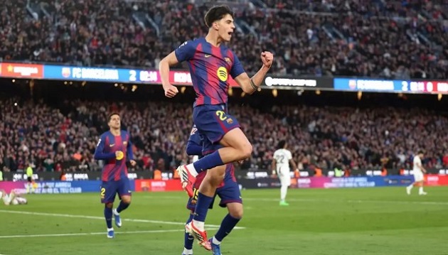 Ảnh bài viết Hansi Flick không mạo hiểm với Marc Bernal trước Atletico