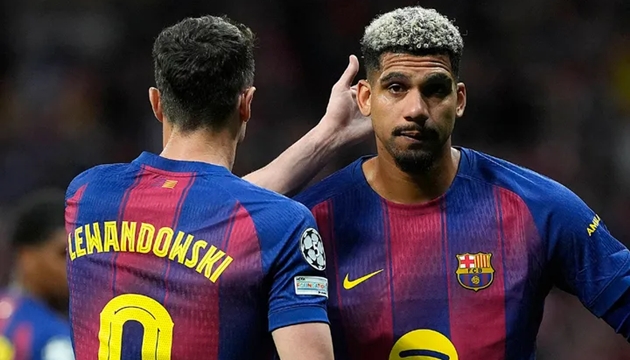Ảnh bài viết Barcelona rời Champions League với kỷ lục 15 trận thủng lưới liên tiếp