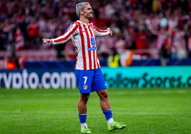 Tiền đạo: Antoine Griezmann – 6.6 điểm Griezmann thi đấu lùi sâu, hy sinh bản thân để hỗ trợ phòng ngự và kết nối lối chơi. Dù không trực tiếp ghi bàn, nhưng tầm ảnh hưởng của anh lên lối chơi chung là không thể phủ nhận. Anh là người giữ lửa cho các đợt phản công của đội chủ nhà.