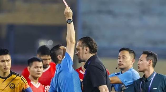 Ảnh bài viết Góc khuất sau bảng thành tích lẫy lừng của HLV Popov