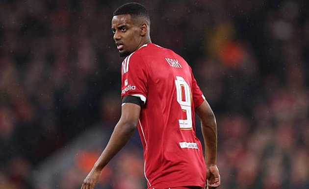 Canh bạc Alexander Isak kéo sập hy vọng của Liverpool