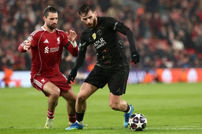 Khvicha Kvaratskhelia - 7,8 điểm: Đ&oacute;ng g&oacute;p 1 pha kiến tạo quan trọng.