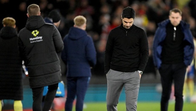 Ảnh bài viết Paul Scholes nghi ngờ bản lĩnh vô địch của Arsenal