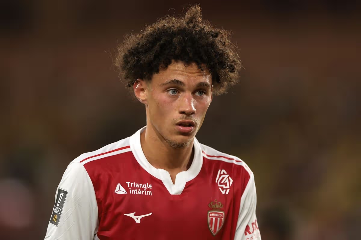 Maghnes Akliouche được cho là nằm trong tầm ngắm Man Utd.