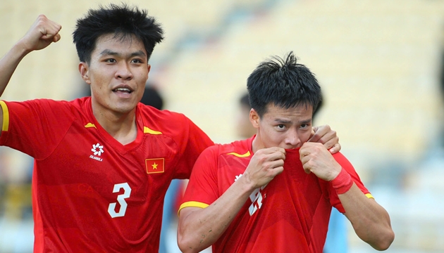 Ảnh bài viết Hậu vệ trẻ tuyển Việt Nam sẵn sàng kế thừa dàn đàn anh đẳng cấp