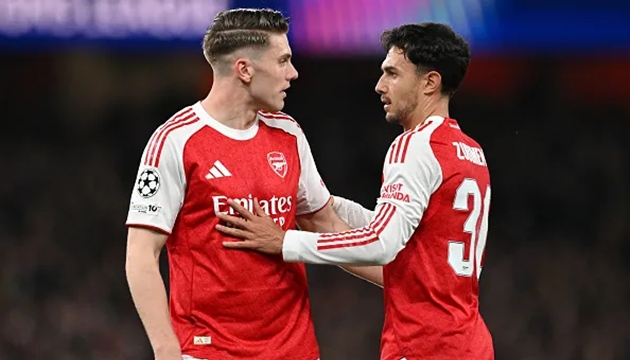 Joe Cole yêu cầu Mikel Arteta loại Viktor Gyokeres ở đại chiến Man City.