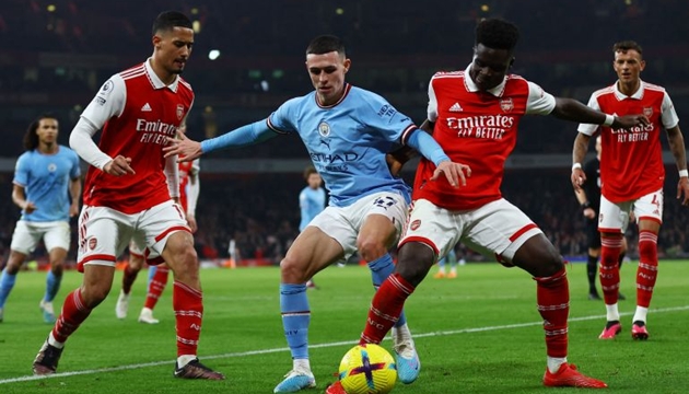 Arsenal cần phải chứng minh họ sẵn sàng vượt mặt Man City.