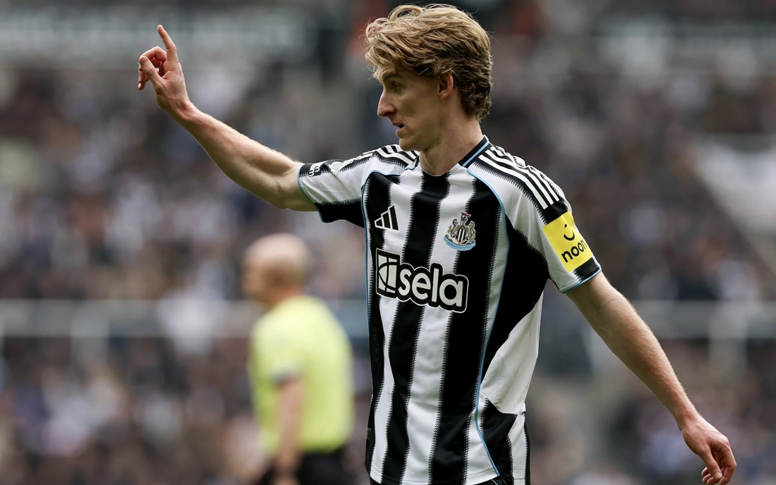 Anthony Gordon nhiều khả năng sẽ chia tay Newcastle hè năm nay.