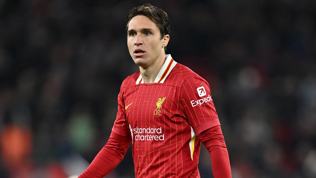 Federico Chiesa đang chật vật tìm cơ hội ra sân tại Liverpool.